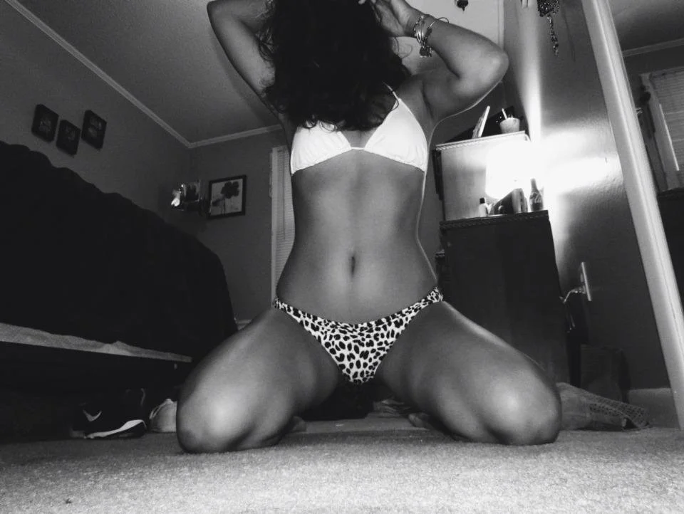 Her boss made her a slut by exposing her image 4