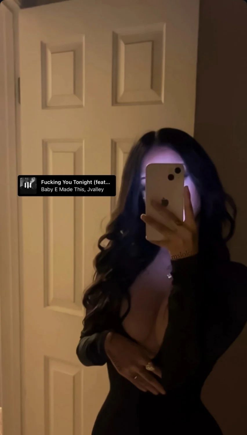 sext petite latina on instagram main image