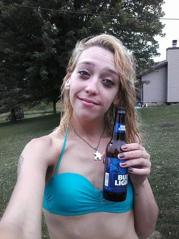 used to fuck this dude's gf while he was at work LOL image 4