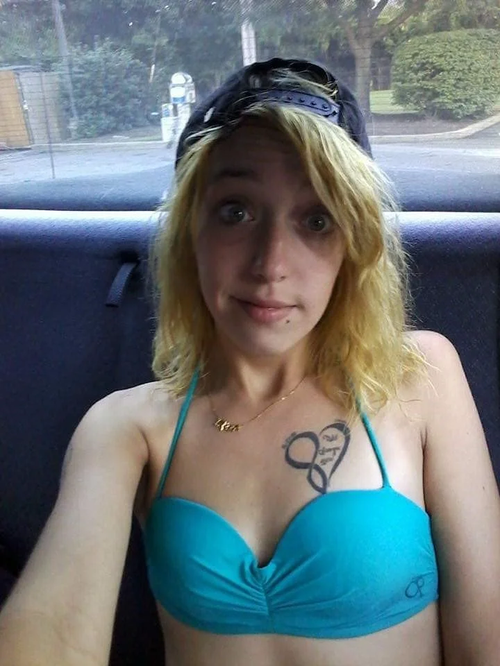 used to fuck this dude's gf while he was at work LOL image 7