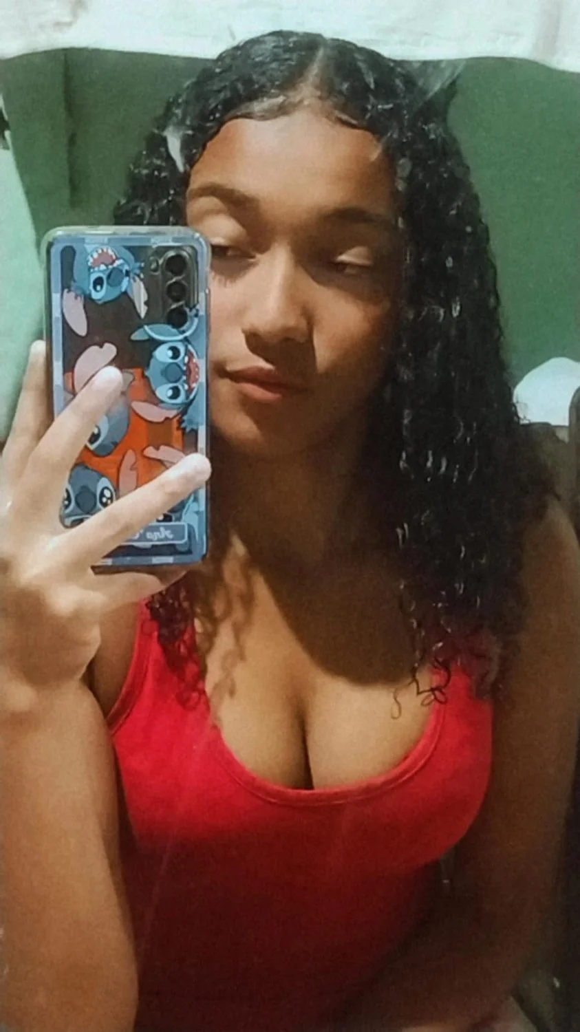 Karol novinha putinha gosta de se exibir image 11