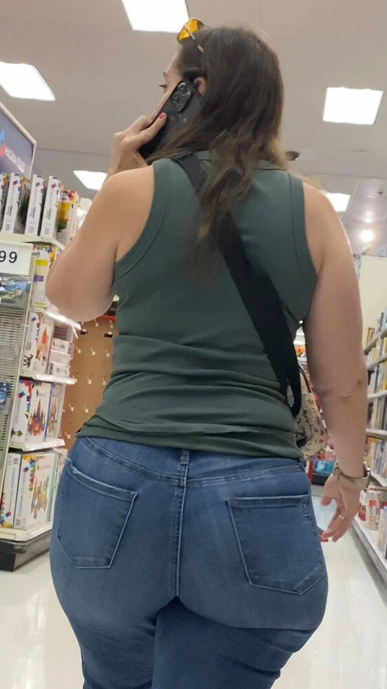big booty pawg milf image 3