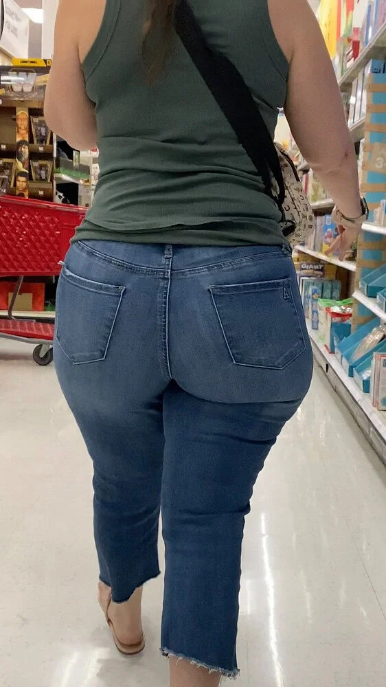 big booty pawg milf image 5