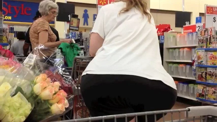 Webfind: XXXL White MegaPear Granny Short image 3