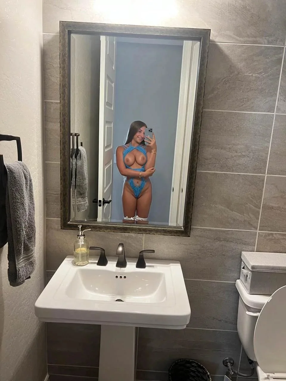 La mujer perfecta 💕 1 image 50