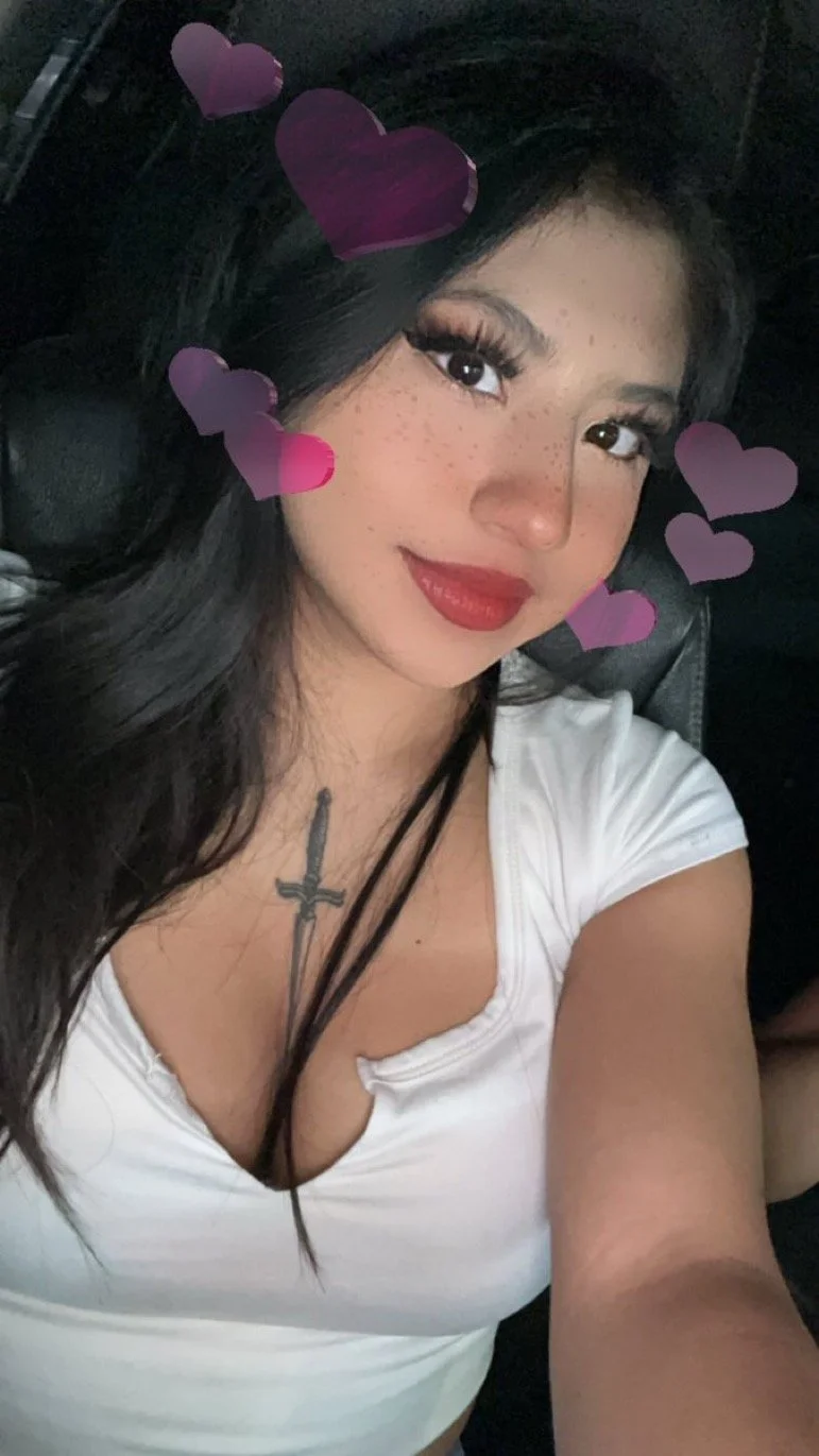 Latina by 559 image 5