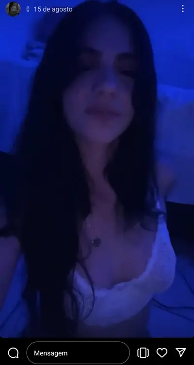 minha irmã gosta de provocar no Instagram cover image