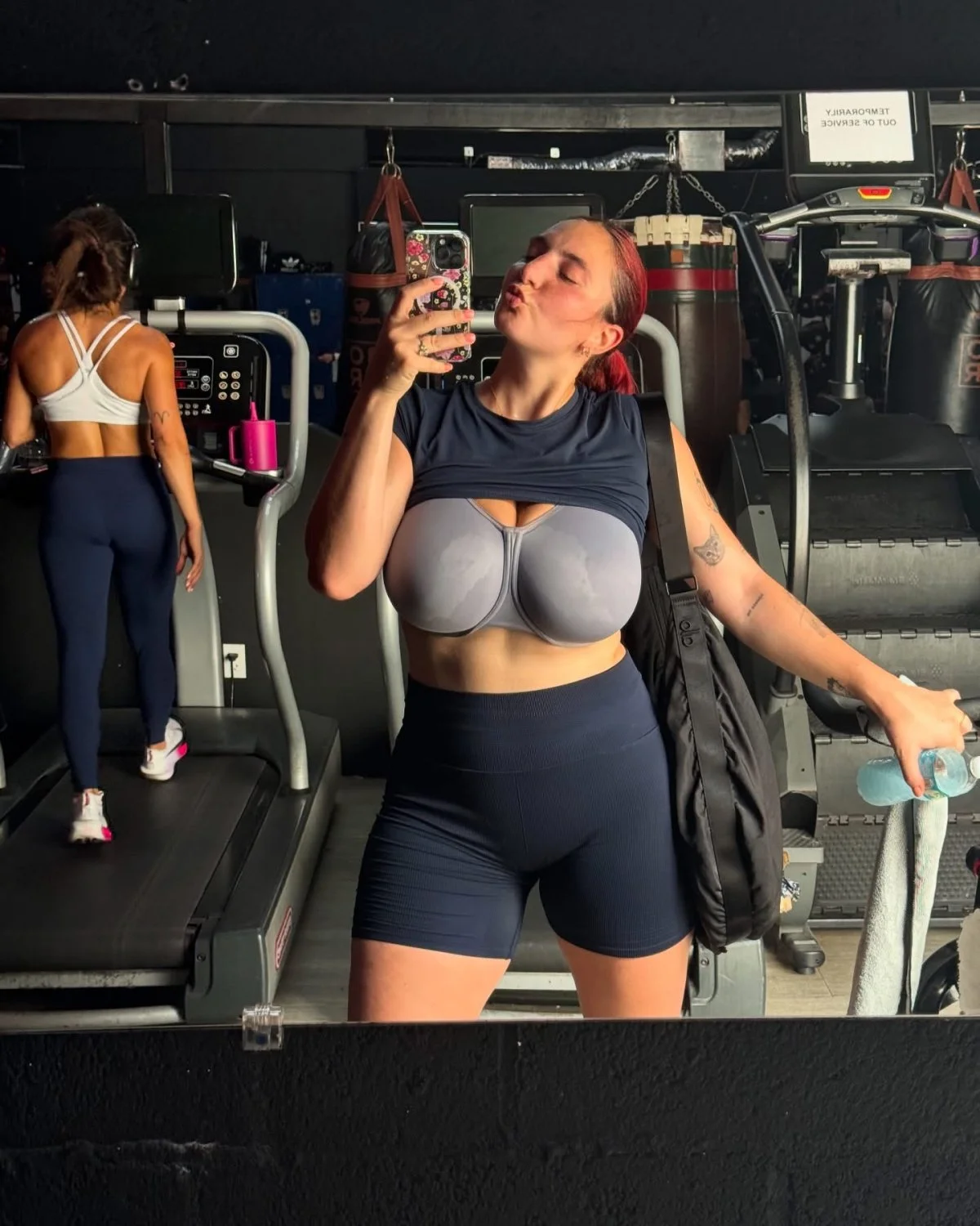 I want cum on that bra main image