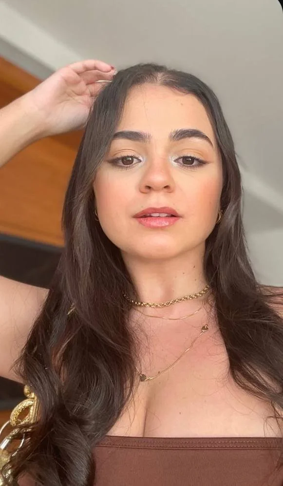 Julia putinha image 5