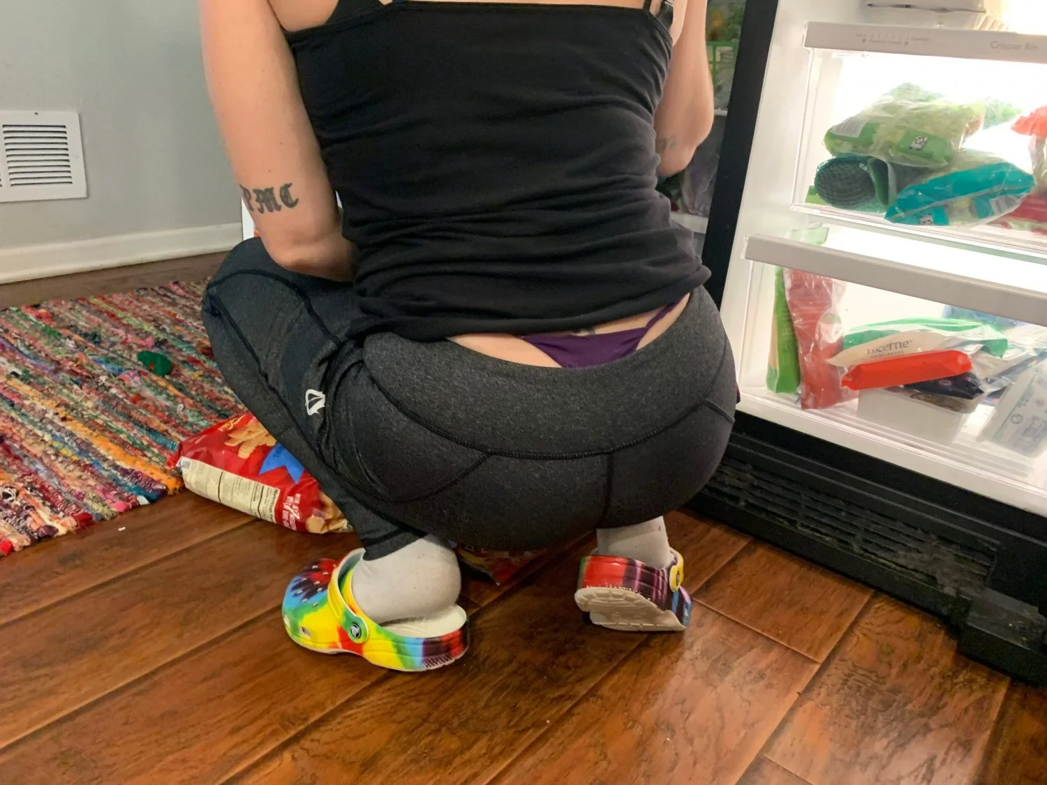Whaletail wife image 36