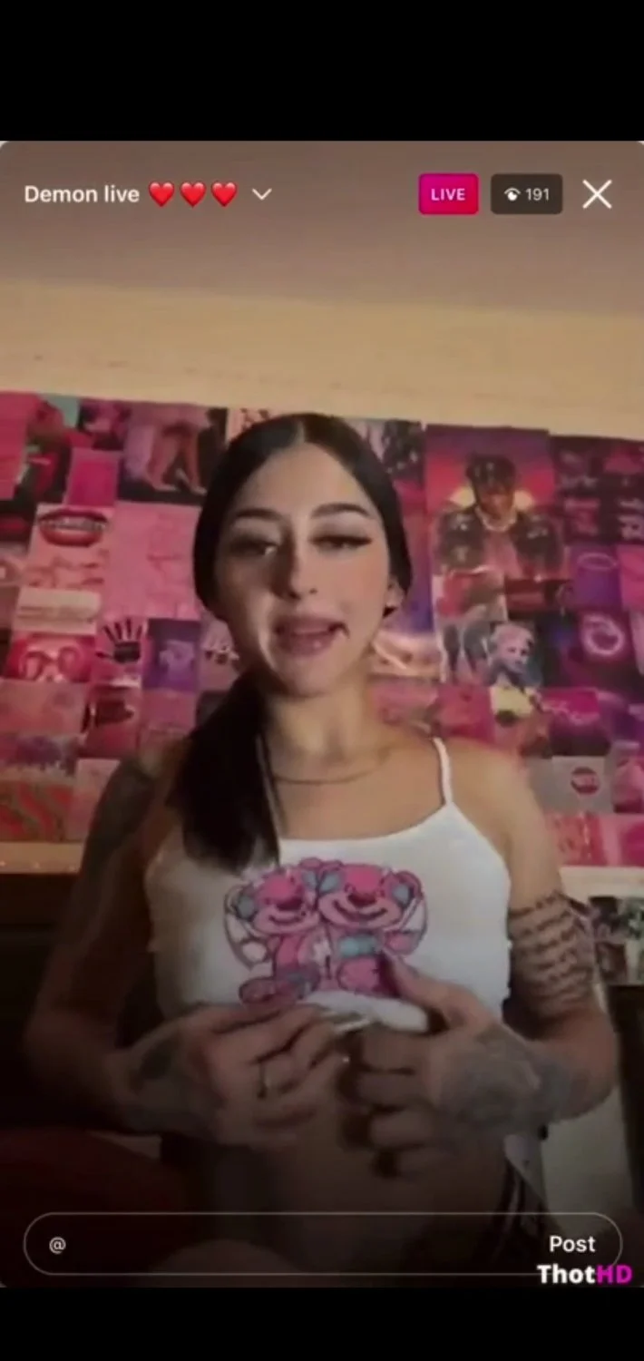 Amateur Latina shows off her tits image 3