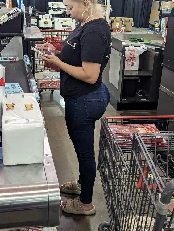 Thick Mexican Milf From Tacontent Restaurant image 13