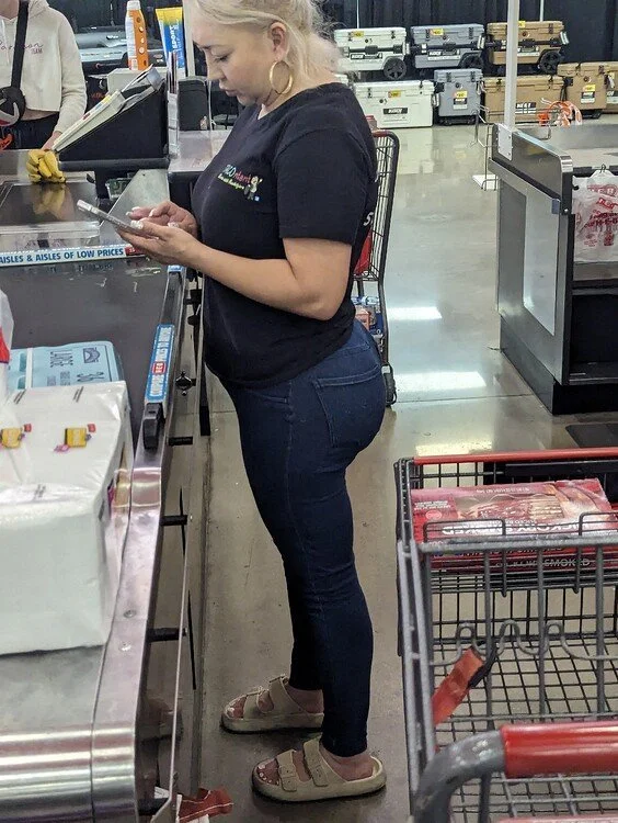 Thick Mexican Milf From Tacontent Restaurant image 15