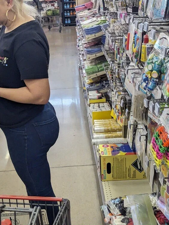 Thick Mexican Milf From Tacontent Restaurant image 5