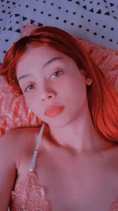 Venezuelan petite cover image