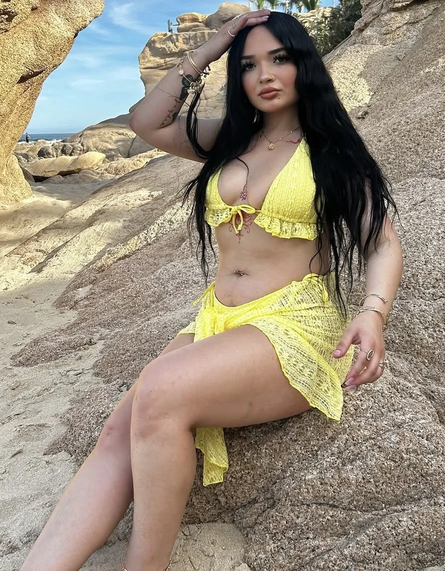 Petite thick irl latina slut has a breeding kink & will let anyone fill her up image 28