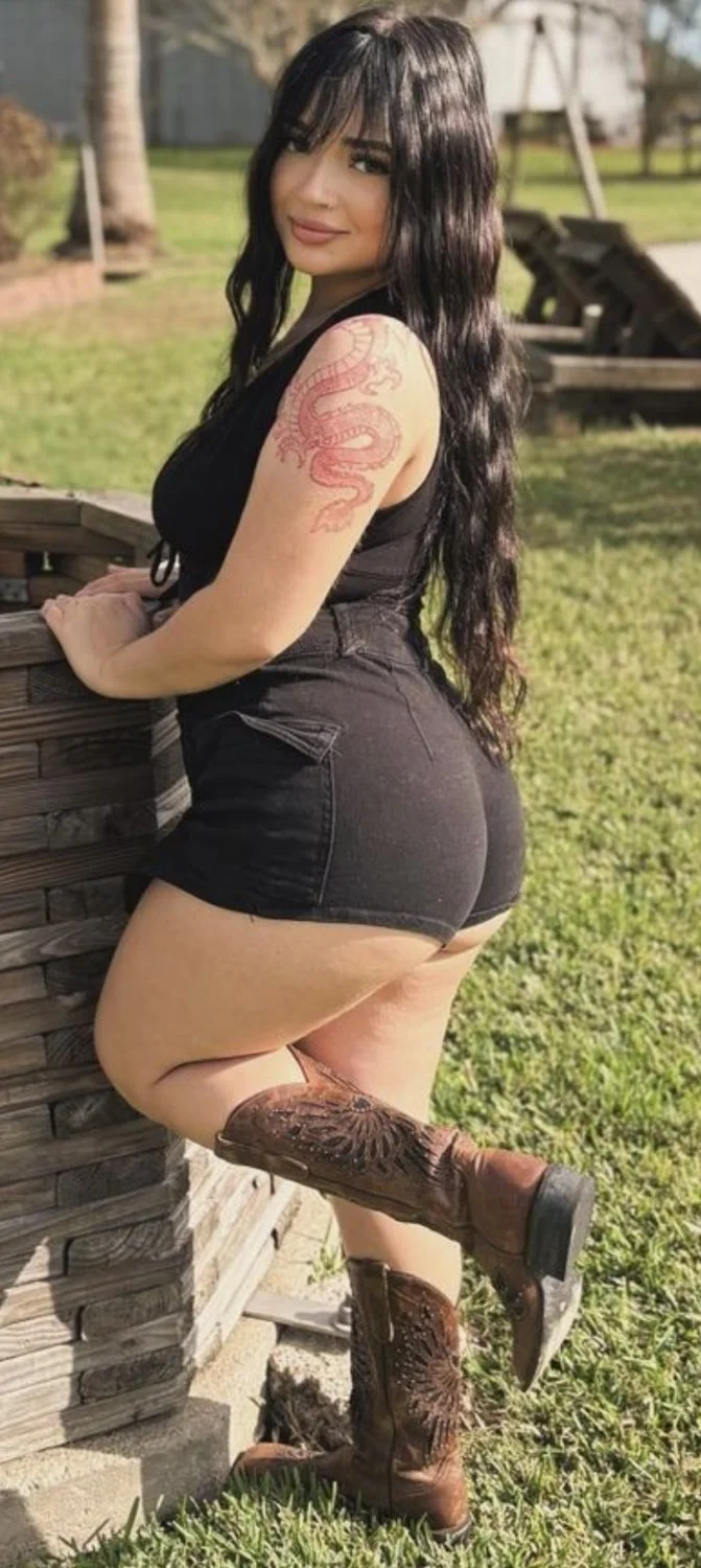 Petite thick irl latina slut has a breeding kink & will let anyone fill her up image 45