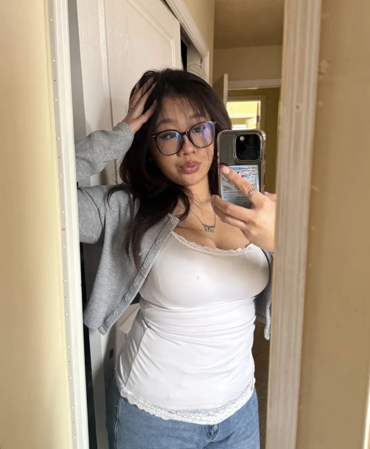 Sexy abg Asian rave slut with a nice body and tits image 2