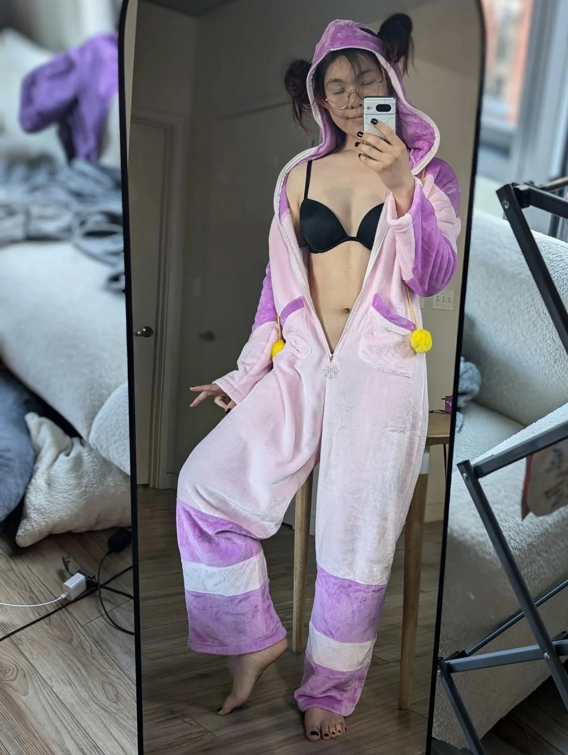 Slut had her pictures exposed image 4