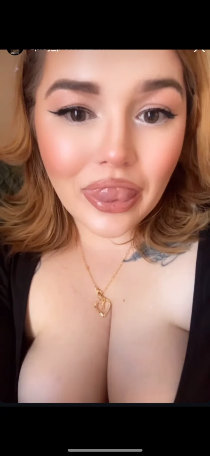 Big tits main image