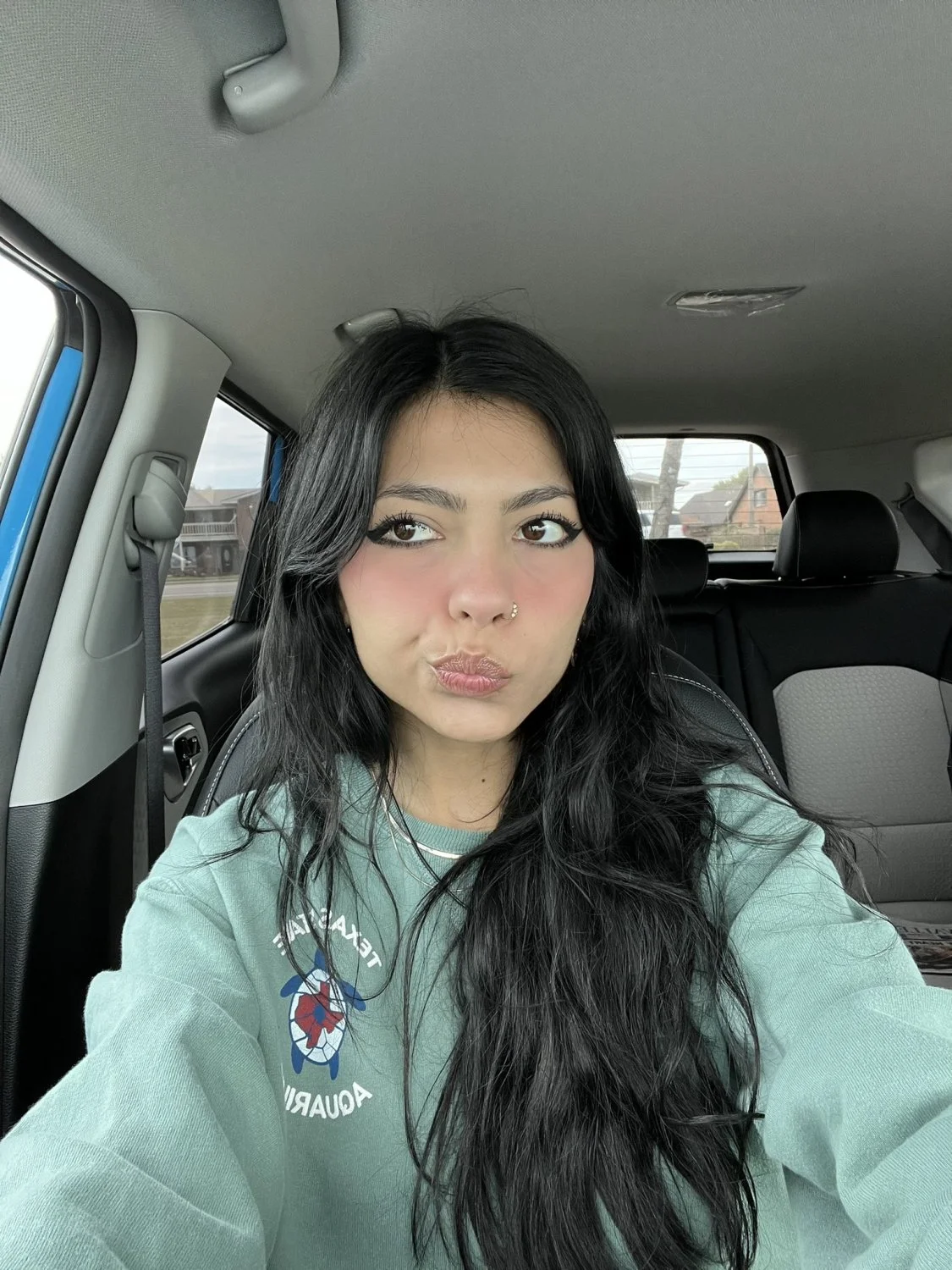cute latina image 19