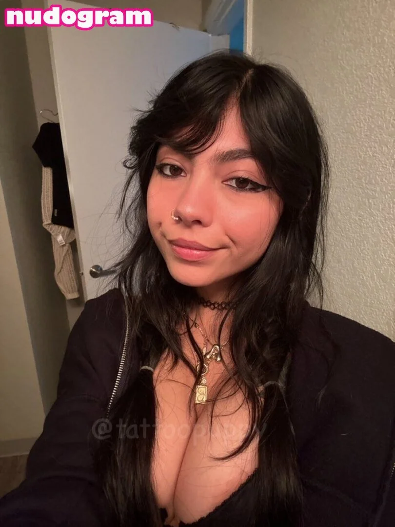 cute latina image 32
