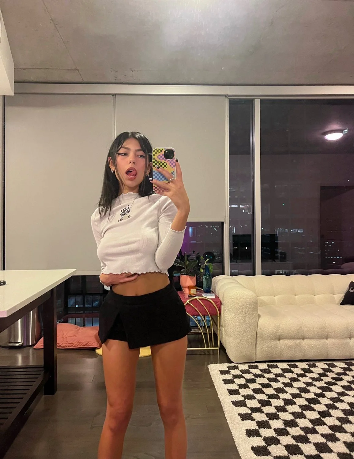 cute latina image 5