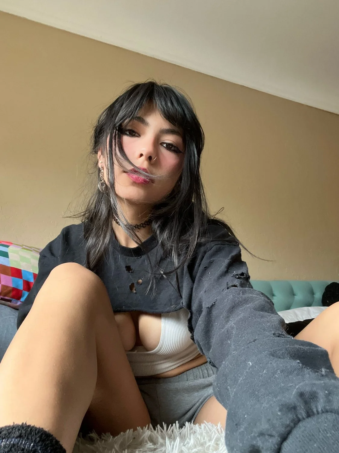 cute latina image 9