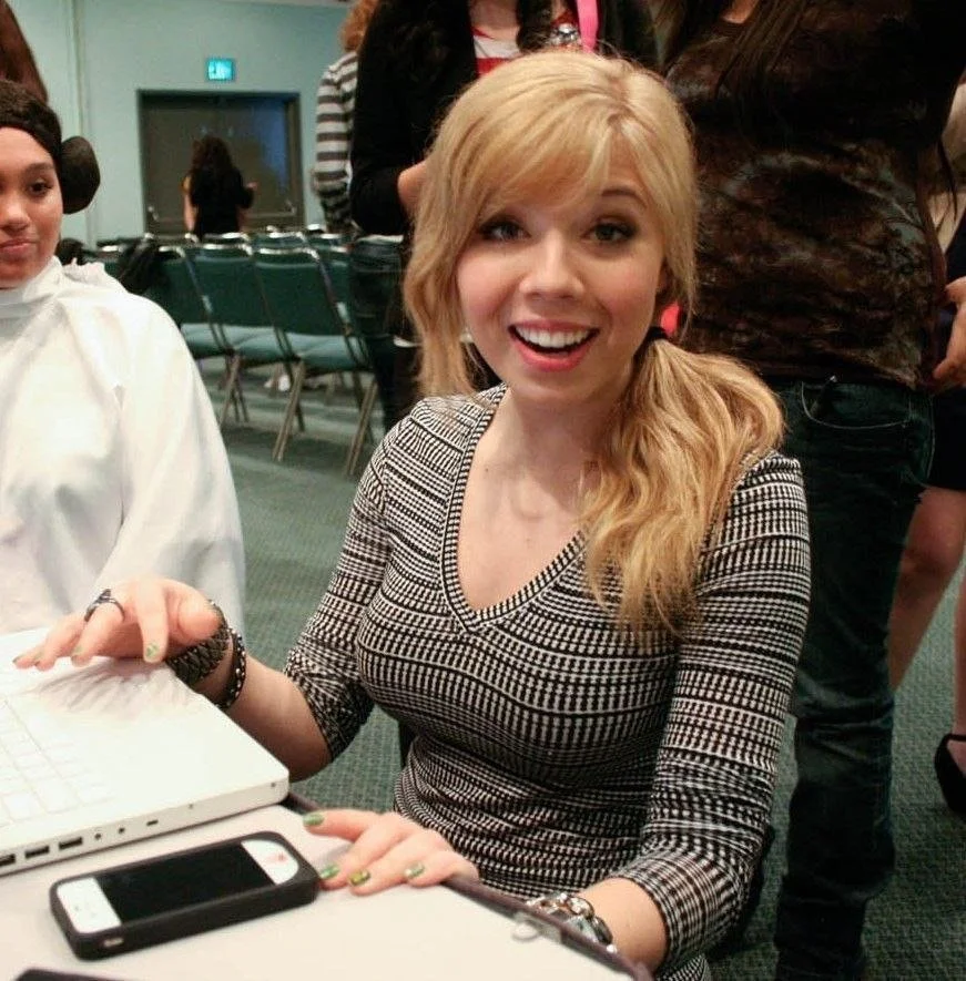 JENNETTE MCURDY image 29
