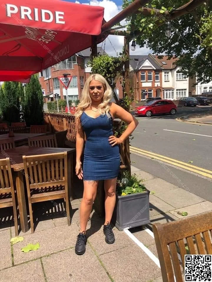 Random British Cunts for Hate Wanks image 17