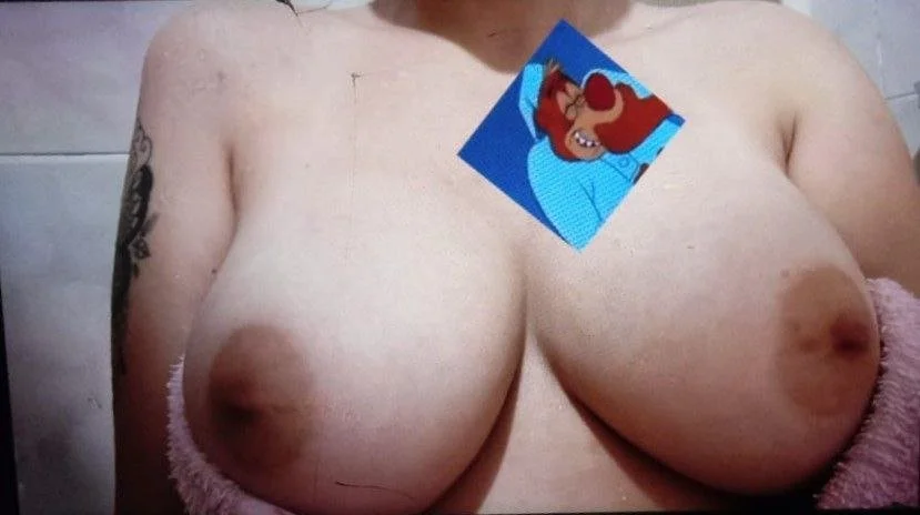 Oq acham da putinha de corno? image 4