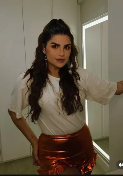 Esposa no pau de outro cover image