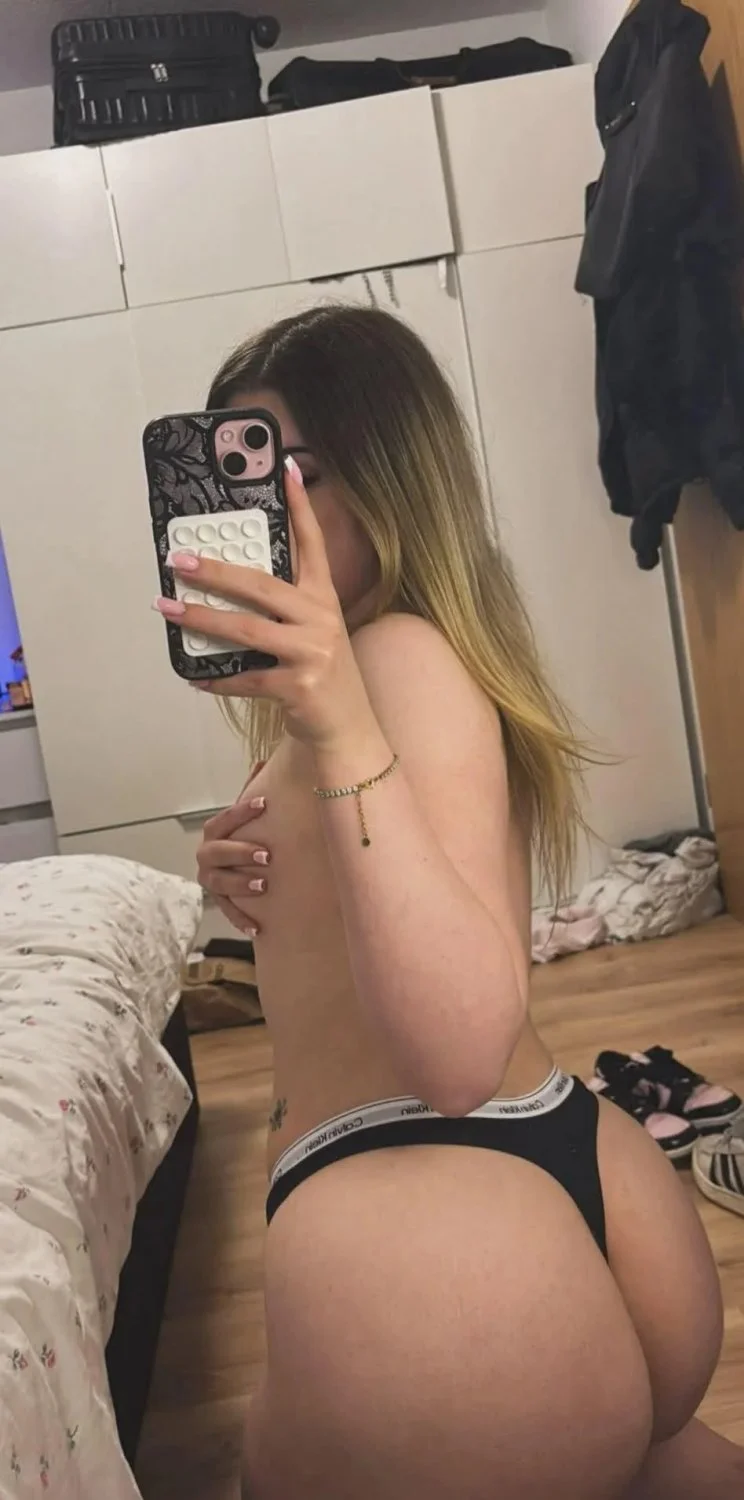 German girl image 14