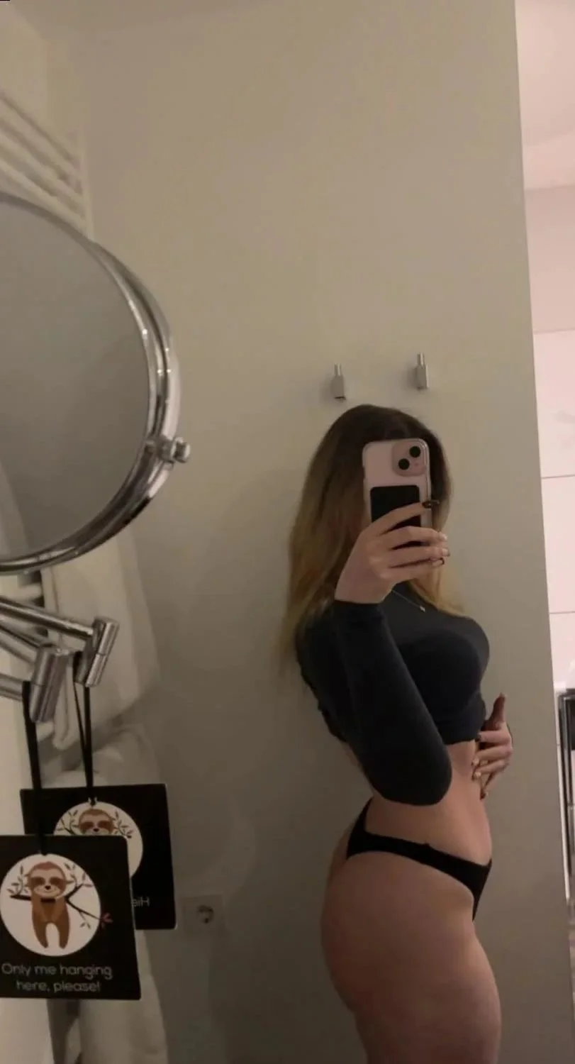 German girl image 3