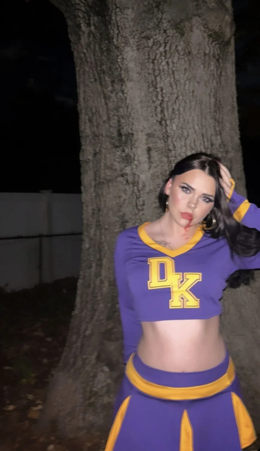 My favorite trashy alt teen Maddie image 10