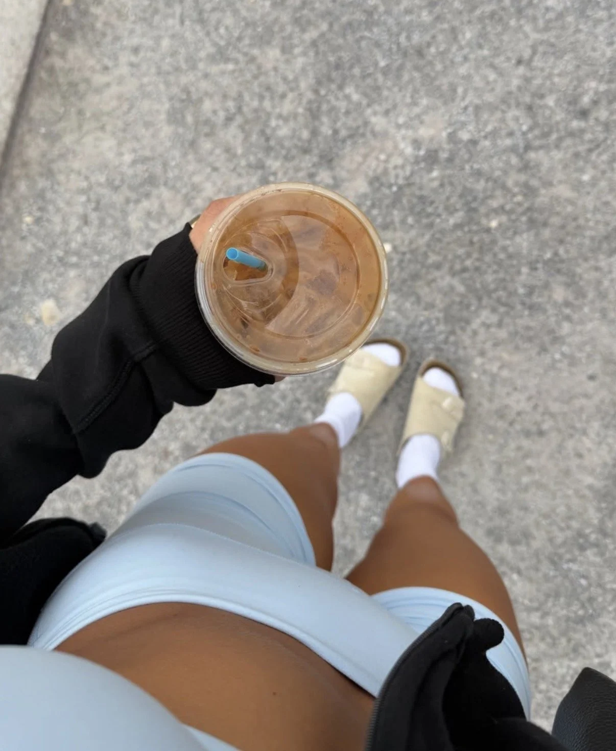 Dark haired tan tight body gym slut image 2