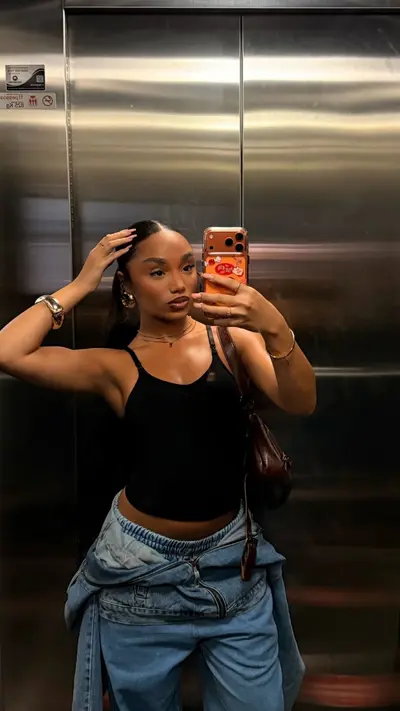 Duda essa muito linda , novinha morena...Duda Pimenta lindona , tao gostosa !!! cover image