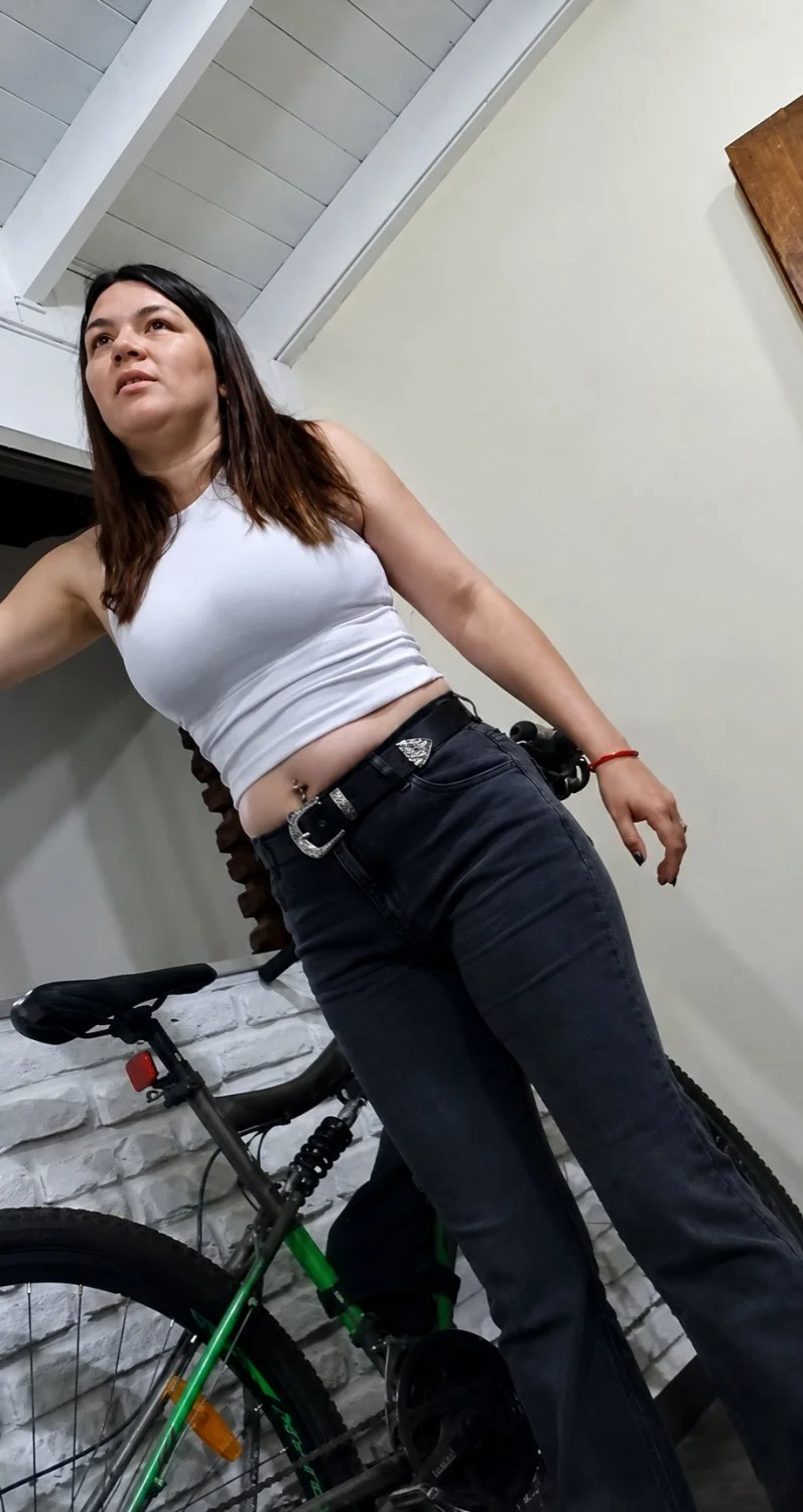 [VOYEUR] Mi vecina hermosa image 13