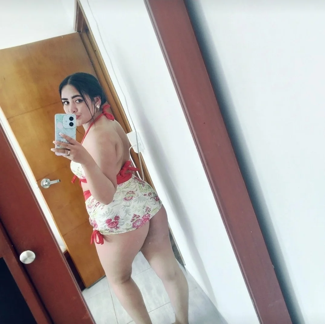 Rica morena colombiana, esta rica la muy perra image 27