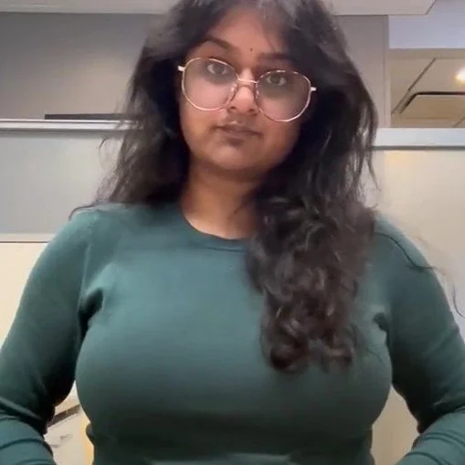 Big boob flash public Indian at work image 1