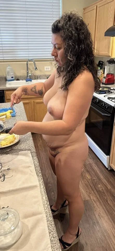 Hairy Moms main image