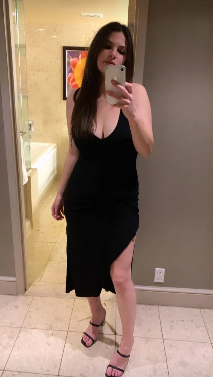 Slut wife Kay, 31, of kik has a perfect rack and tight holes image 3