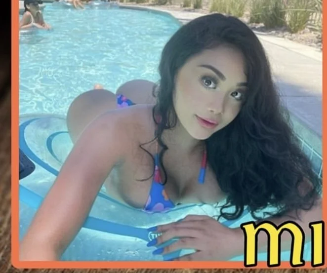 Bikini bar baddie Michelle image 24