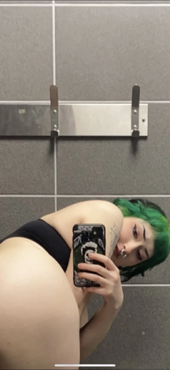 Goth E Whore Nudes (Texas) image 6