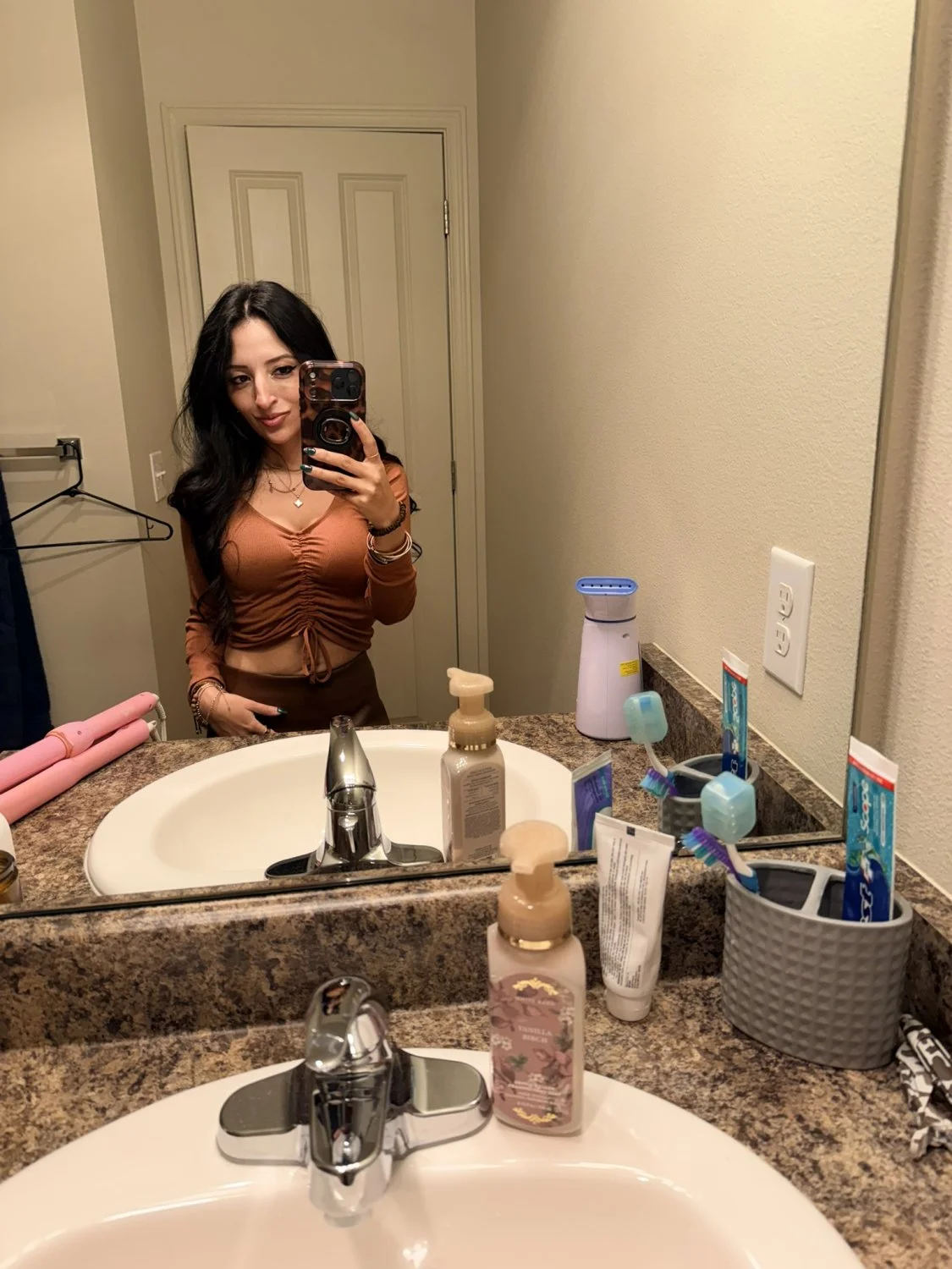 long term gf Jade gets leaked image 26
