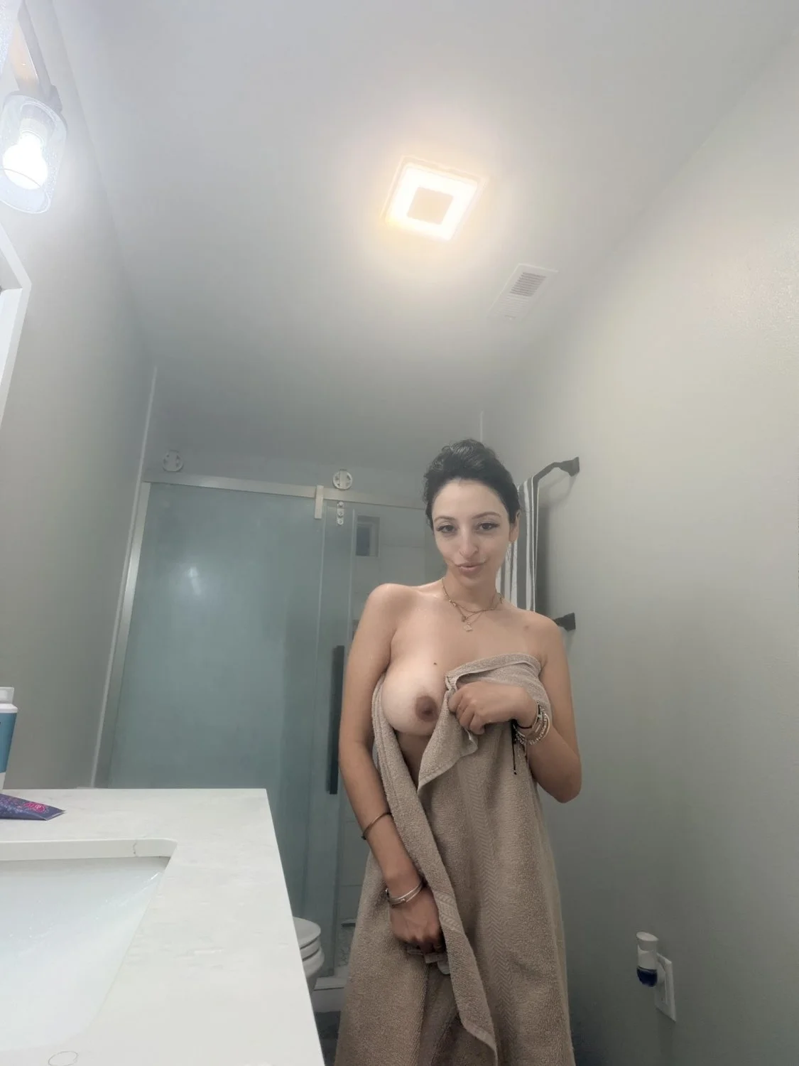long term gf Jade gets leaked image 30