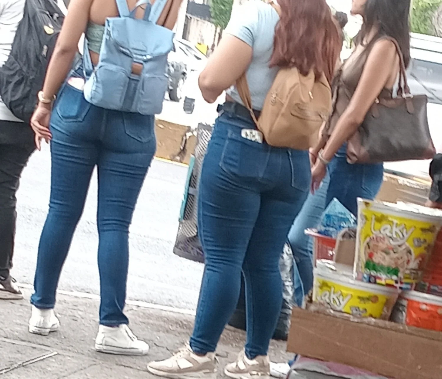 Culos a la vista image 17