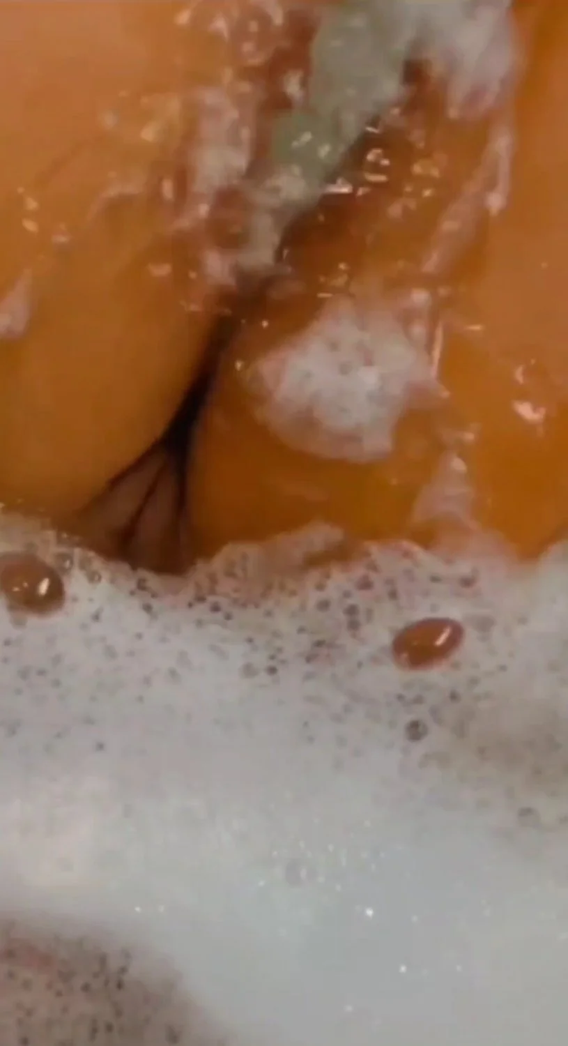V.W. image 22
