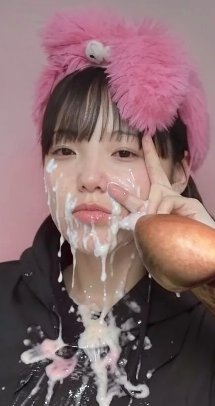 korean slut 수빈 image 8