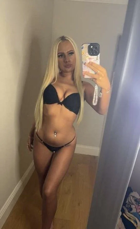 sexy blonde uk chav image 2